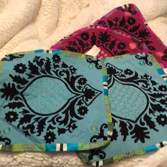 designer’s guild Other - Lot of 4 throw pillow cases designer’s guild artsy